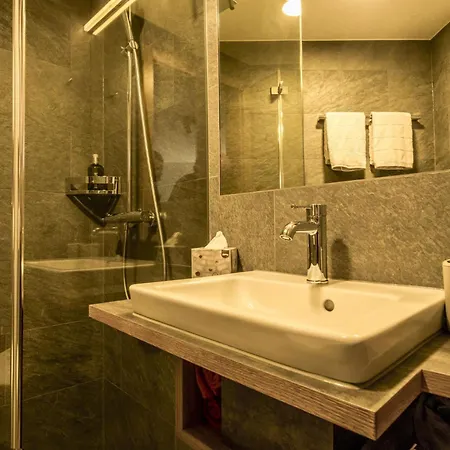 Apartment Arcade Appartement-fewo 4-bettwohnung Nr- 115c06 By Interhome Saas-Fee